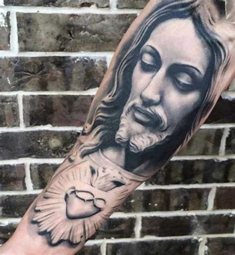 tatuagem de cruz na barriga|50 Tatuagens de Jesus Cristo: Braço, Costas,。